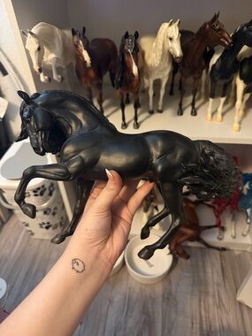 Breyer Traditional Sjored